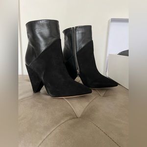 IRO Vileana Ankle Booties